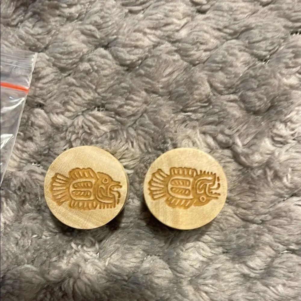 Crocodile wood fish, laser, gauges, plugs multiple sizes available one pair NEW